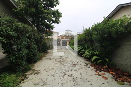 Casa para alugar com 706m², 4 quartos e 4 vagasEntrada fundos da casa