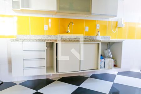 Apartamento à venda com 80m², 2 quartos e 1 vagaCozinha
