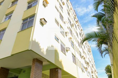 Apartamento à venda com 80m², 2 quartos e 1 vagaÁrea comum