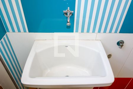 Apartamento à venda com 80m², 2 quartos e 1 vagaÁrea de Serviço