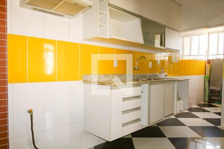 Apartamento à venda com 80m², 2 quartos e 1 vagaCozinha