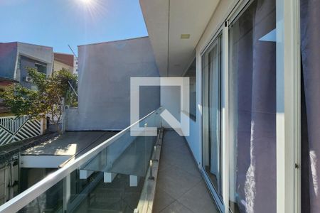 Casa à venda com 480m², 3 quartos e 10 vagas Casa à venda com 480m², 3 quartos e 10 vagasSacada