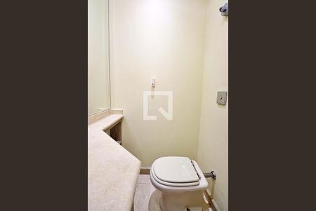 Apartamento à venda com 350m², 4 quartos e 4 vagasLavabo