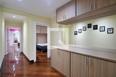 Apartamento à venda com 350m², 4 quartos e 4 vagasCorredor