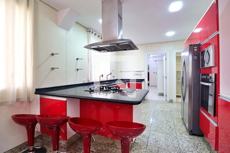 Apartamento à venda com 350m², 4 quartos e 4 vagasCozinha
