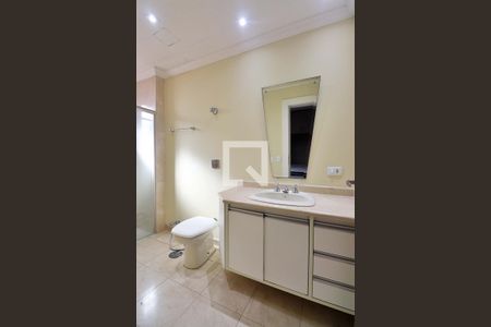 Apartamento à venda com 350m², 4 quartos e 4 vagasBanheiro do Quarto - Suíte 2