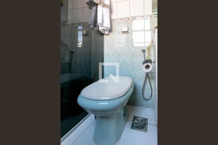 Apartamento à venda com 80m², 2 quartos e 1 vagaBanheiro da Suíte