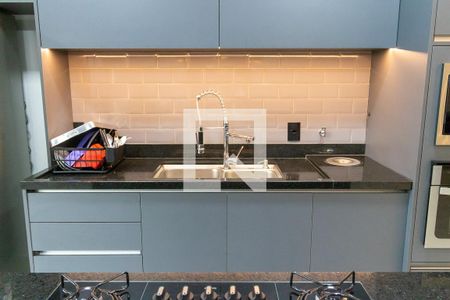 Casa de condomínio à venda com 198m², 3 quartos e 4 vagas Casa de condomínio à venda com 198m², 3 quartos e 4 vagasCozinha