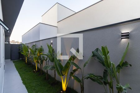 Casa de condomínio à venda com 198m², 3 quartos e 4 vagas Casa de condomínio à venda com 198m², 3 quartos e 4 vagasVista da suíte 2