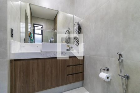 Casa de condomínio à venda com 198m², 3 quartos e 4 vagas Casa de condomínio à venda com 198m², 3 quartos e 4 vagasBanheiro da suíte 2