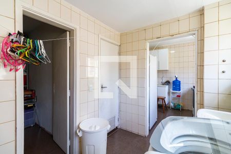 Apartamento à venda com 127m², 3 quartos e 1 vagaÁrea de Serviço