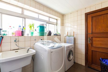 Apartamento à venda com 127m², 3 quartos e 1 vagaÁrea de Serviço