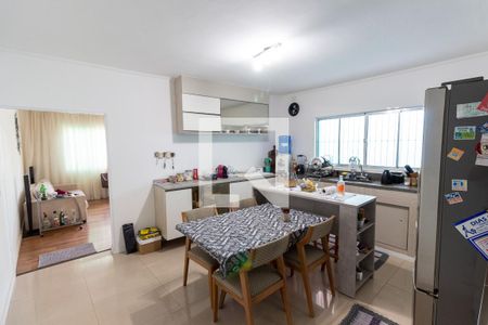 Casa para alugar com 170m², 3 quartos e 6 vagasCozinha