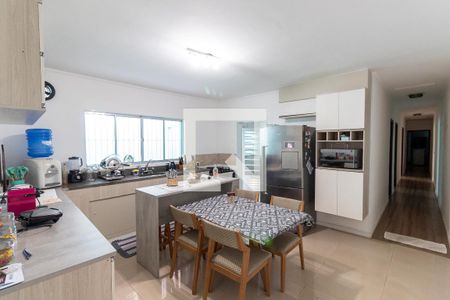 Casa para alugar com 170m², 3 quartos e 6 vagasCozinha