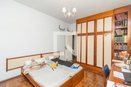 Apartamento à venda com 180m², 3 quartos e 2 vagasQuarto 1
