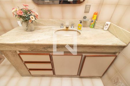 Apartamento à venda com 180m², 3 quartos e 2 vagasDetalhe do Banheiro da Suíte