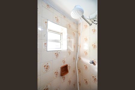 Casa de condomínio à venda com 100m², 3 quartos e 2 vagasChuveiro