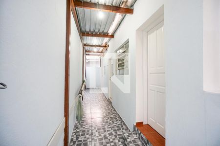 Casa de condomínio à venda com 100m², 3 quartos e 2 vagasCorredor de entrada