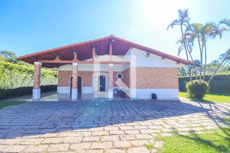 Casa à venda com 350m², 3 quartos e 2 vagasQuintal