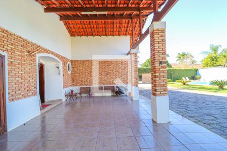 Casa à venda com 350m², 3 quartos e 2 vagasVaranda