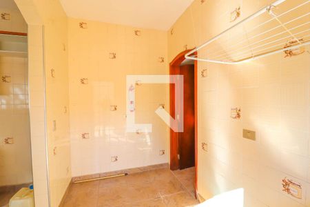 Casa à venda com 350m², 3 quartos e 2 vagasCozinha e Área de Serviço