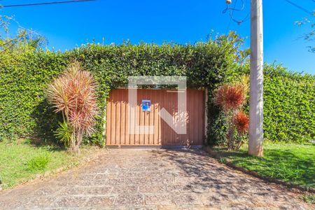 Casa à venda com 350m², 3 quartos e 2 vagasFachada