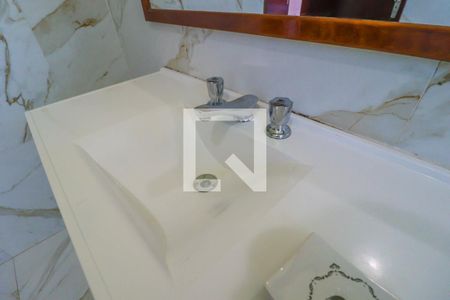 Casa à venda com 350m², 3 quartos e 2 vagasBanheiro