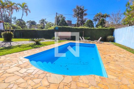 Casa à venda com 350m², 3 quartos e 2 vagasQuintal