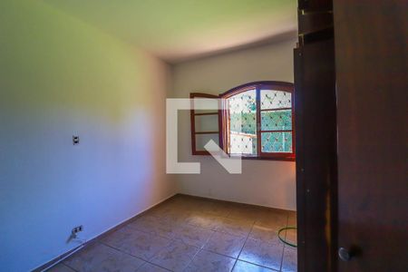 Casa à venda com 350m², 3 quartos e 2 vagasQuarto 2