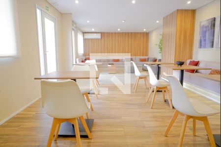 Apartamento à venda com 28m², 1 quarto e sem vagaÁrea comum - Salão de festas