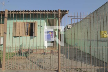 Casa à venda com 90m², 3 quartos e 2 vagas Casa à venda com 90m², 3 quartos e 2 vagasFachada