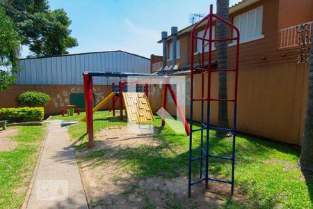 Casa à venda com 80m², 2 quartos e 1 vagaÁrea comum - Playground