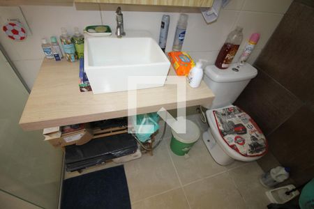 Casa à venda com 80m², 3 quartos e 2 vagasBanheiro da Suíte