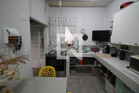 Casa à venda com 80m², 3 quartos e 2 vagasCozinha