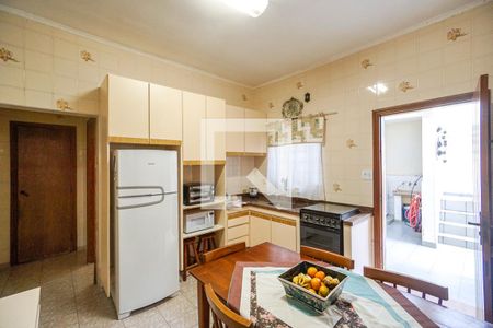 Casa à venda com 288m², 3 quartos e 4 vagas Casa à venda com 288m², 3 quartos e 4 vagasCozinha