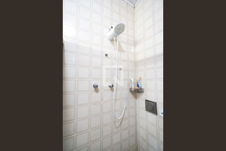 Casa à venda com 288m², 3 quartos e 4 vagas Casa à venda com 288m², 3 quartos e 4 vagasChuveiro