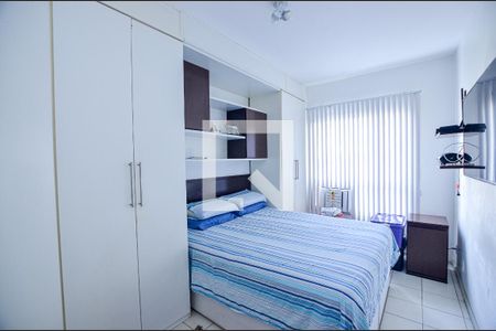 Apartamento à venda com 110m², 3 quartos e 2 vagasQuarto 2