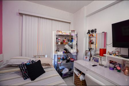 Apartamento à venda com 110m², 3 quartos e 2 vagasQuarto 1