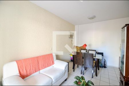 Apartamento à venda com 110m², 3 quartos e 2 vagasSala