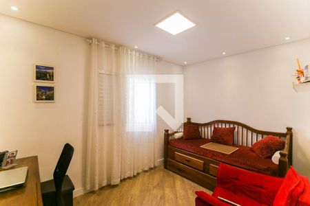 Quarto 2 de casa à venda com 3 quartos, 250m² em Jardim Oliveiras, Taboão da Serra