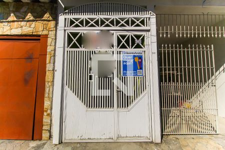 Casa para alugar com 90m², 2 quartos e sem vagaFachada