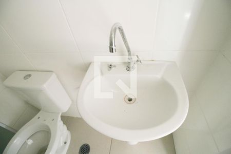 Apartamento para alugar com 55m², 2 quartos e 1 vaga Apartamento para alugar com 55m², 2 quartos e 1 vagaBanheiro