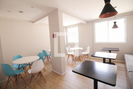 Apartamento para alugar com 55m², 2 quartos e 1 vaga Apartamento para alugar com 55m², 2 quartos e 1 vagaÁrea comum - Salão de festas