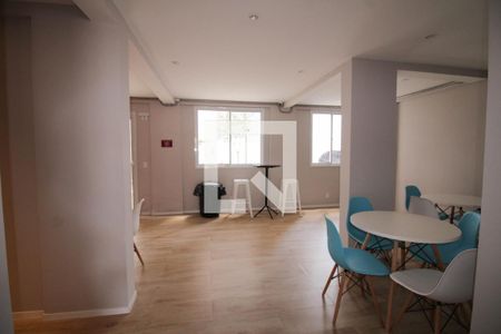 Apartamento para alugar com 55m², 2 quartos e 1 vaga Apartamento para alugar com 55m², 2 quartos e 1 vagaÁrea comum - Salão de festas