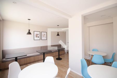 Apartamento para alugar com 55m², 2 quartos e 1 vaga Apartamento para alugar com 55m², 2 quartos e 1 vagaÁrea comum - Salão de festas