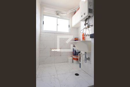 Área de serviço de apartamento para alugar com 2 quartos, 47m² em Jardim Las Vegas, Guarulhos
