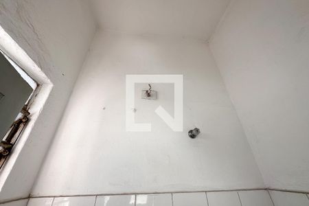 Apartamento para alugar com 65m², 2 quartos e sem vagaBanheiro de Serviço