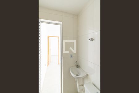 Casa de condomínio para alugar com 23m², 1 quarto e sem vaga Casa de condomínio para alugar com 23m², 1 quarto e sem vagaBanheiro Social