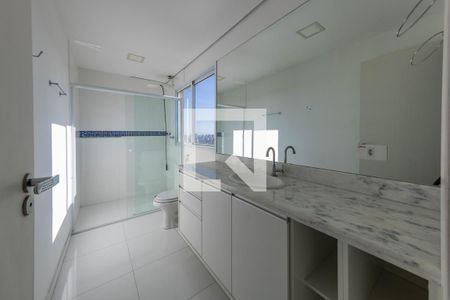 Apartamento à venda com 276m², 3 quartos e 4 vagasBanheiro