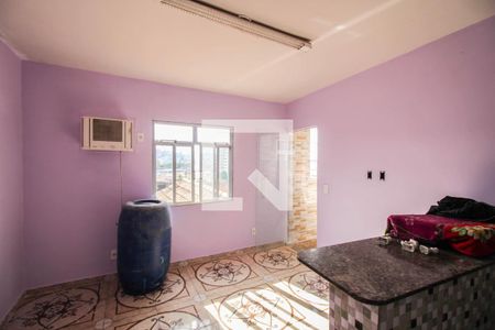 Sala/Quarto de kitnet/studio para alugar com 0 quarto, 24m² em Olinda, Nilópolis